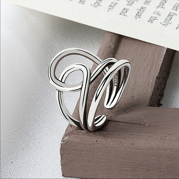 New solid 925 sterling silver intertwined ring - Picture 3 of 10